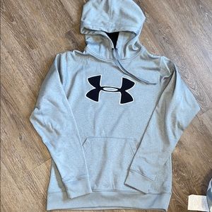 Under Armour Sweatshirt
